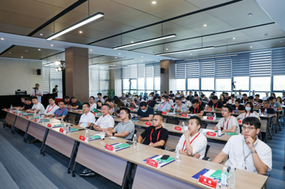 跟随采筑“超级工厂”百人参观团，见证火星人“智”胜之道技术交流